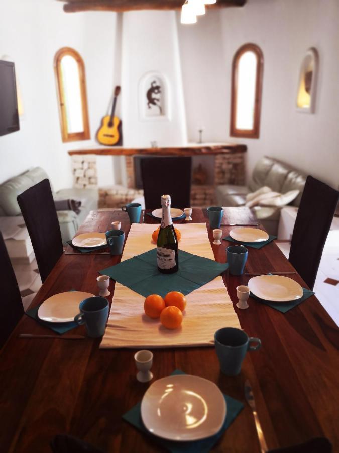 Private Villa Mit Eigenem Pool Unter Palmen Cala Llena Dış mekan fotoğraf