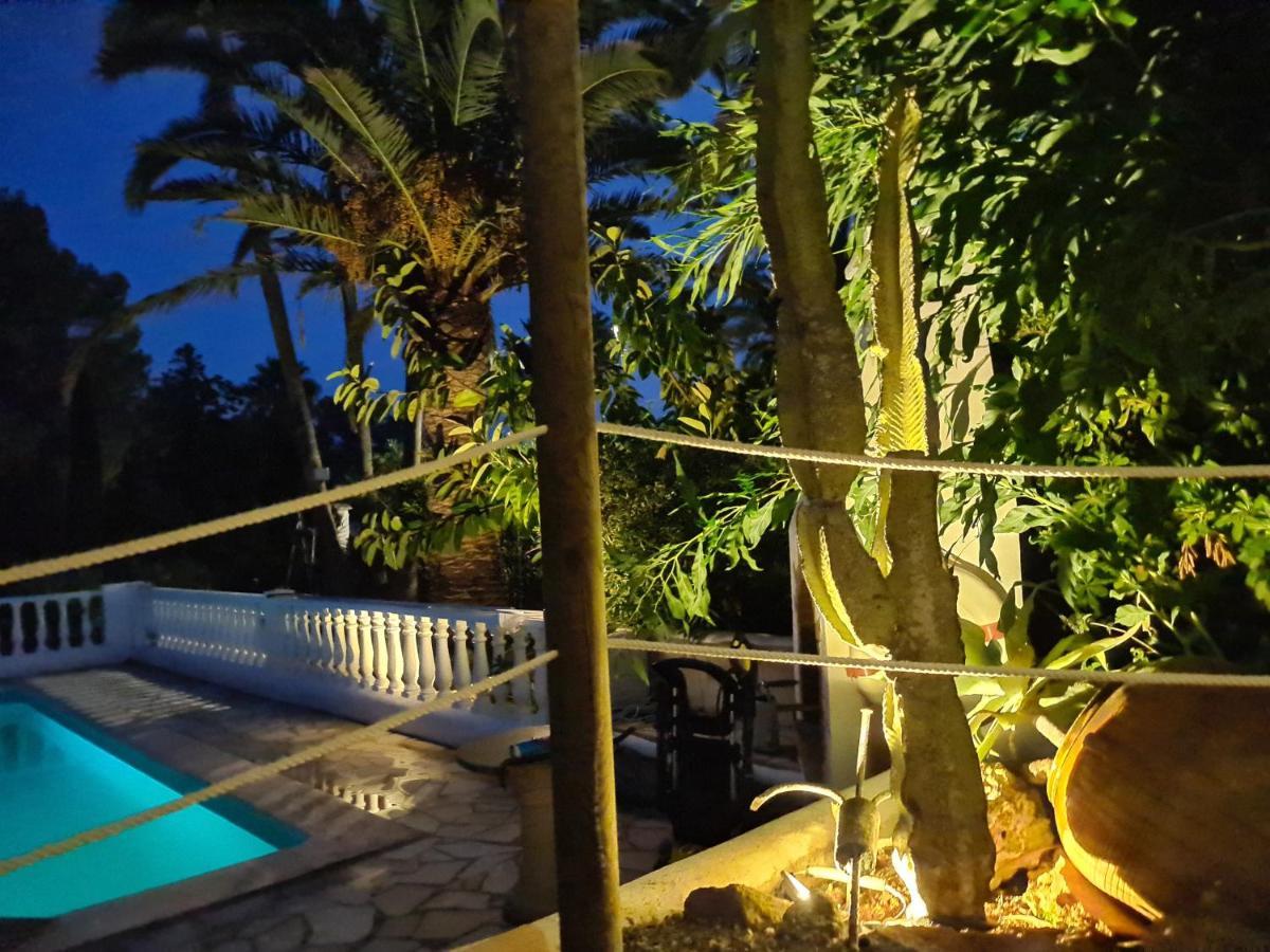 Private Villa Mit Eigenem Pool Unter Palmen Cala Llena Dış mekan fotoğraf