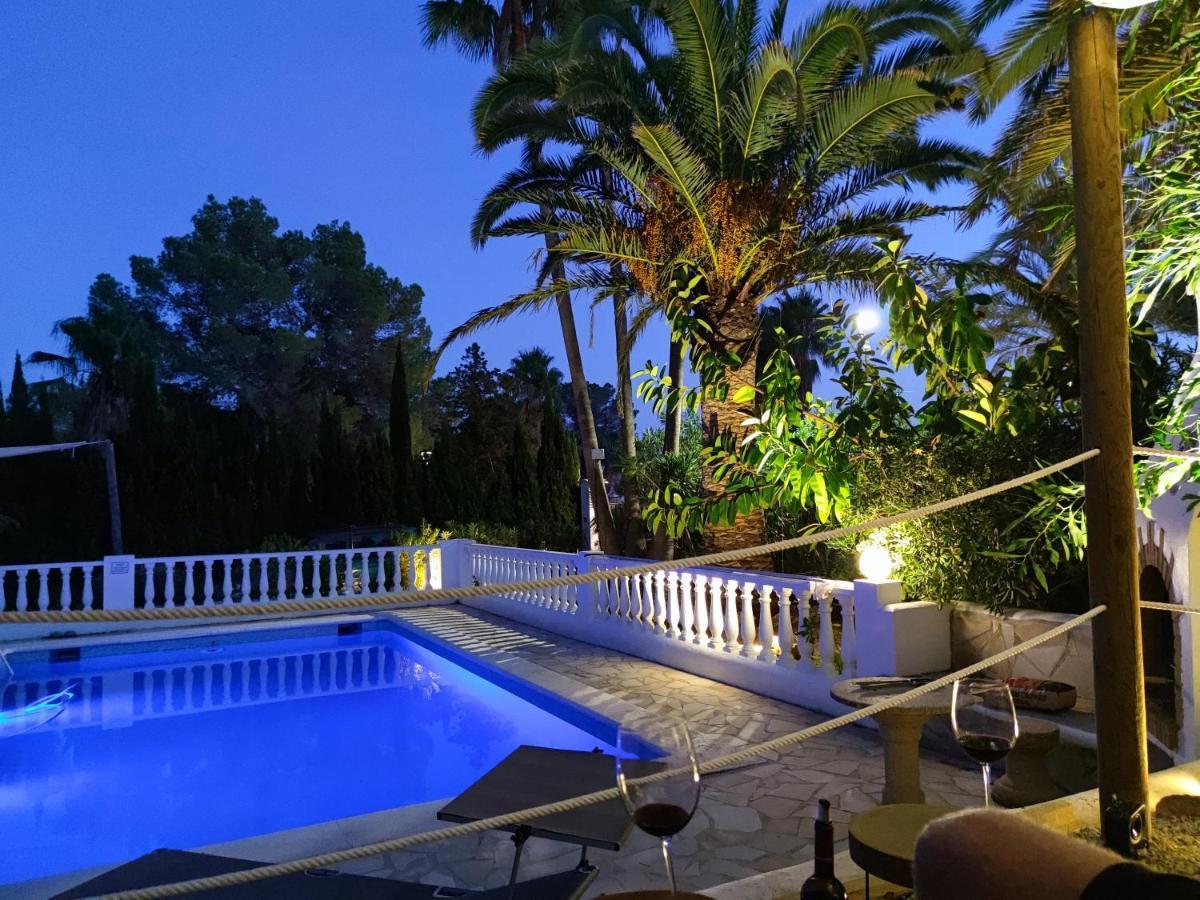 Private Villa Mit Eigenem Pool Unter Palmen Cala Llena Dış mekan fotoğraf