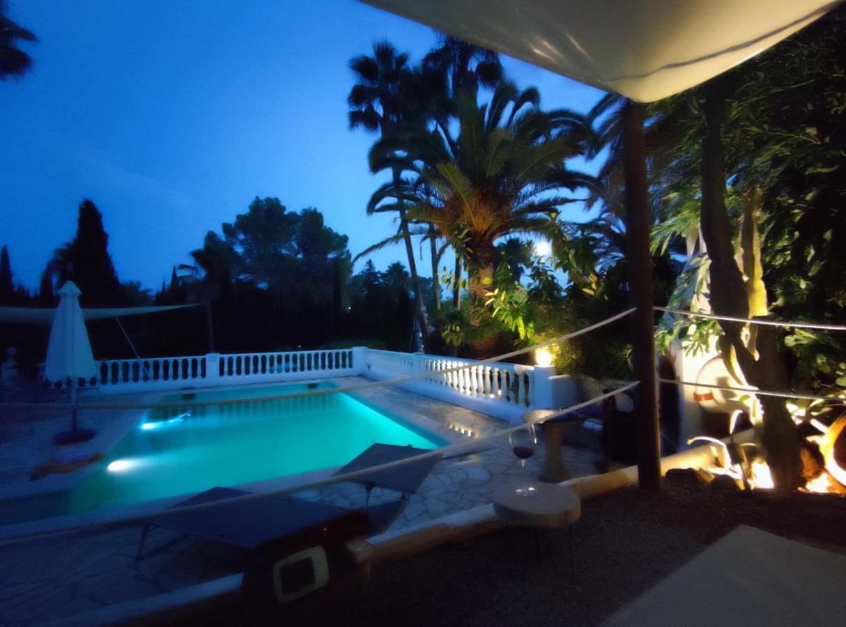 Private Villa Mit Eigenem Pool Unter Palmen Cala Llena Dış mekan fotoğraf
