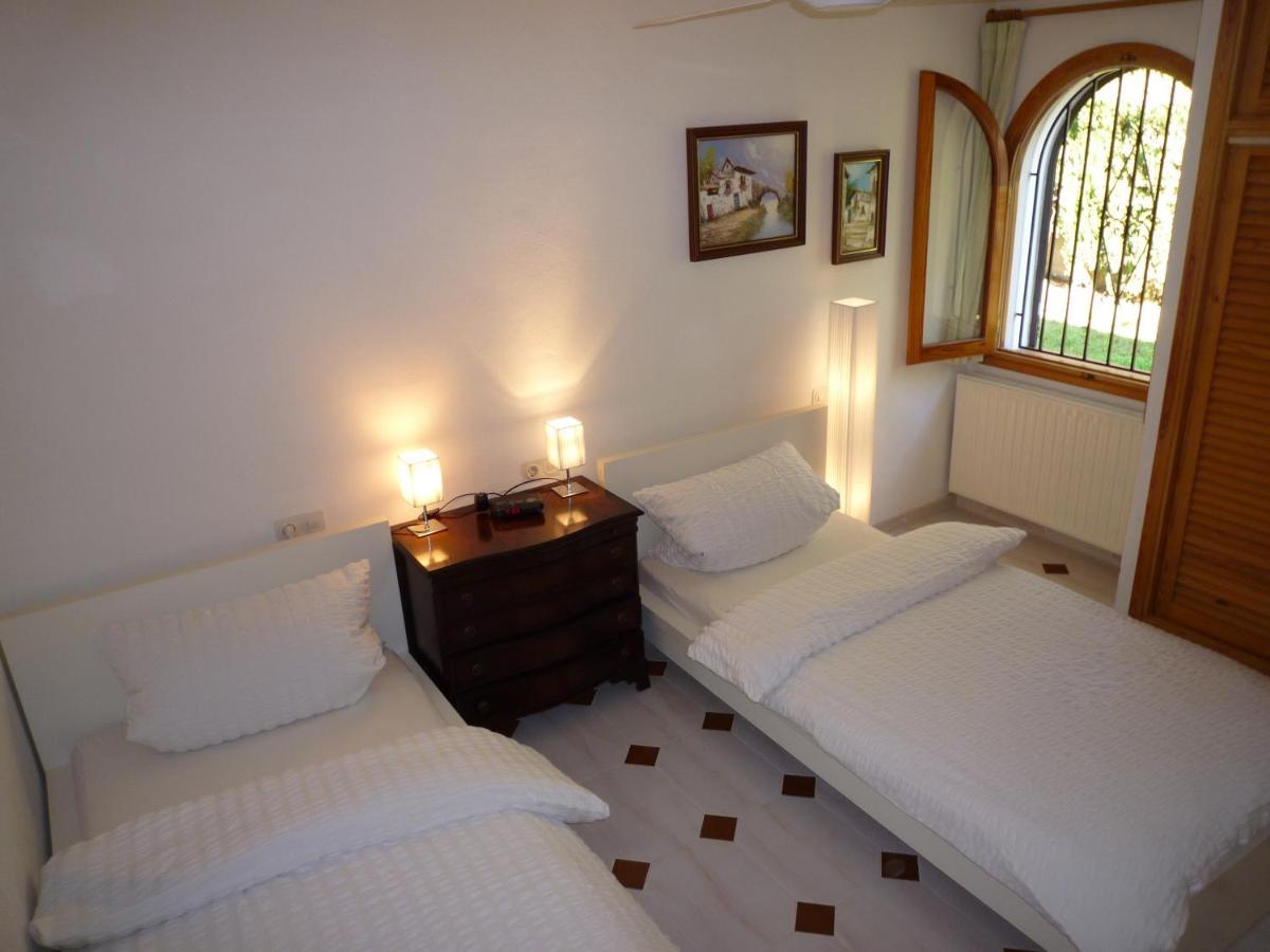 Private Villa Mit Eigenem Pool Unter Palmen Cala Llena Dış mekan fotoğraf